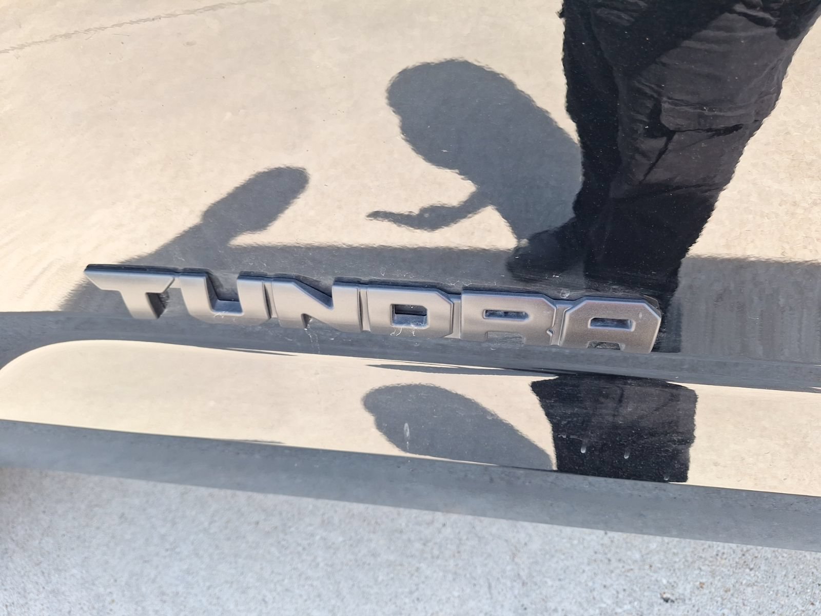 Used 2025 Toyota Tundra SR5 AWD/4WD image 13