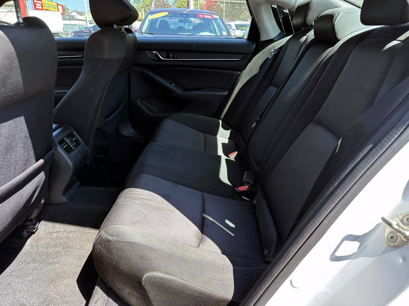 Used 2019 Honda Accord EX image 12