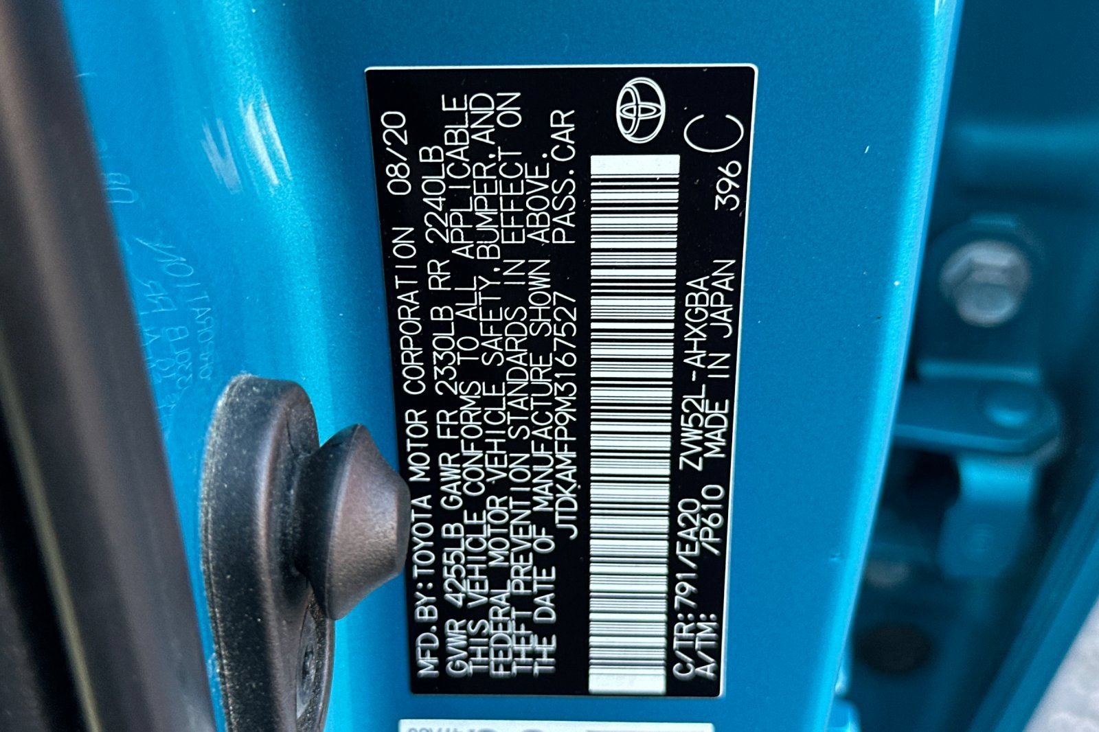 Used 2021 Toyota Prius Prime Limited w/ Carpet Mat Package (TMS) FWD image 30