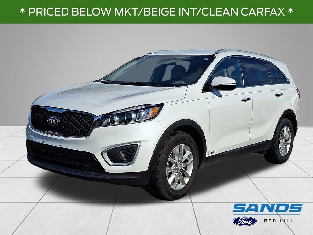 Used 2018 Kia Sorento LX image 1