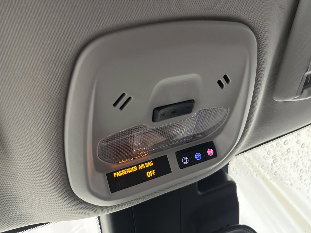 Used 2024 Chevrolet Trax LT w/ LT Convenience Package FWD image 15