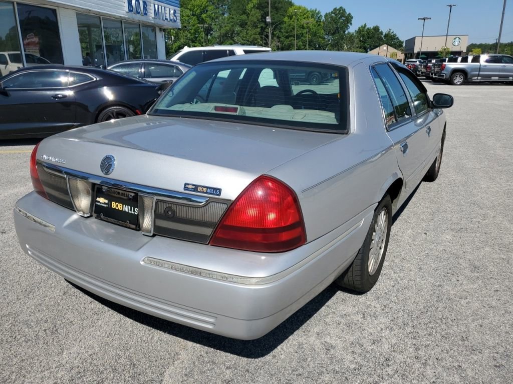 Used 2006 Mercury Grand Marquis LS RWD image 4