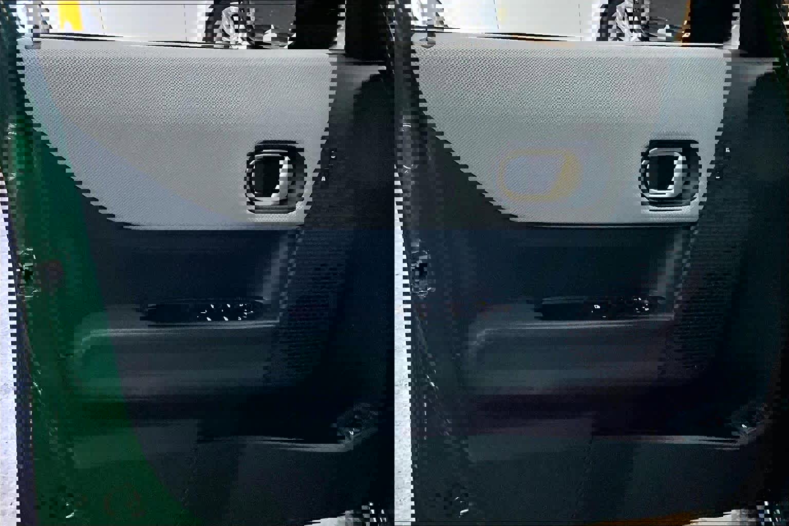 Used 2025 MINI Cooper S image 25