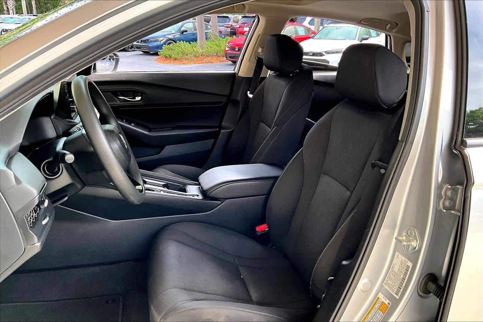 Used 2025 Honda Accord SE image 8
