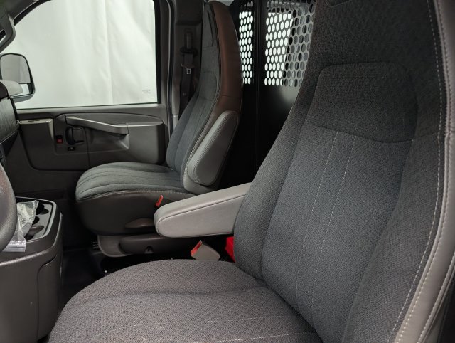 Certified 2025 GMC Savana 2500 w/ Driver Convenience Package RWD image 10