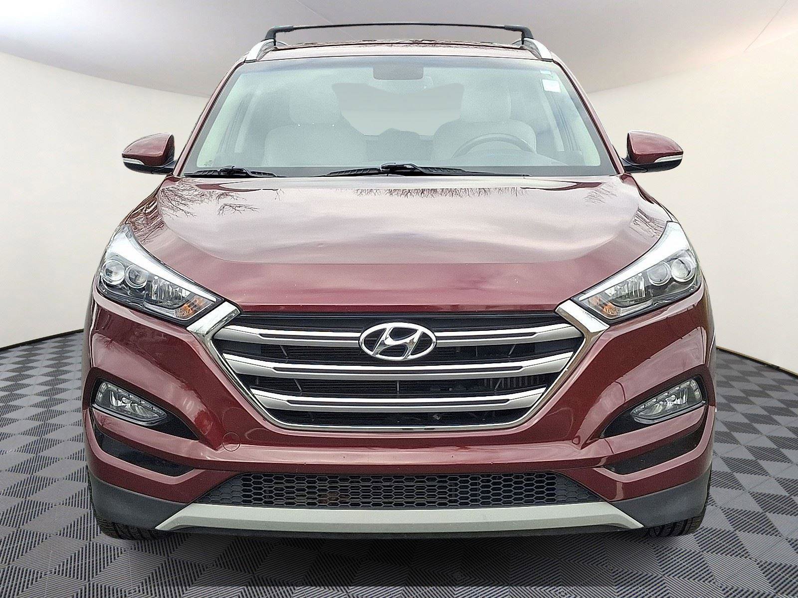 Used 2017 Hyundai Tucson Limited image 2