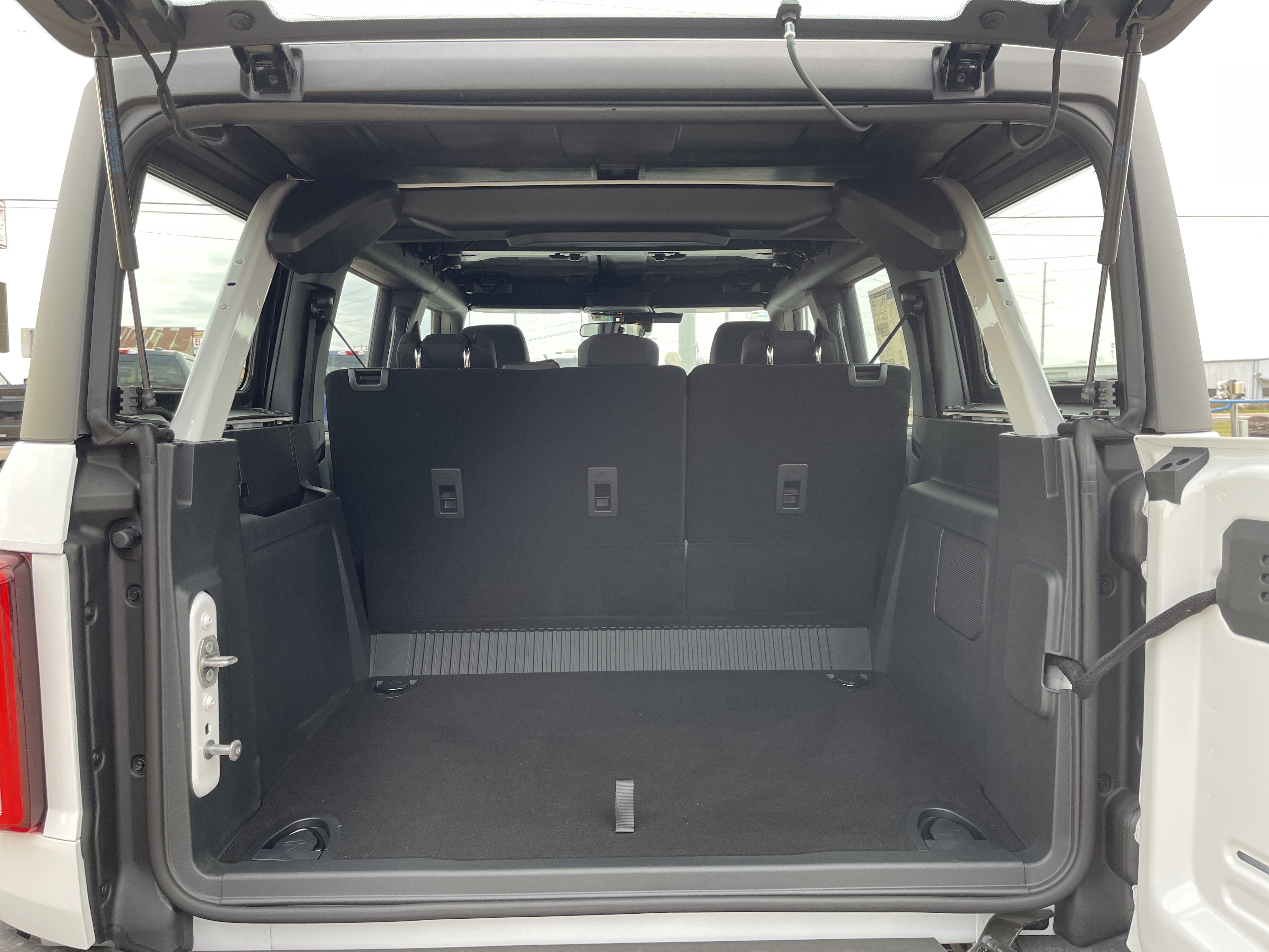 New 2025 Ford Bronco Base w/ Sasquatch Package image 13