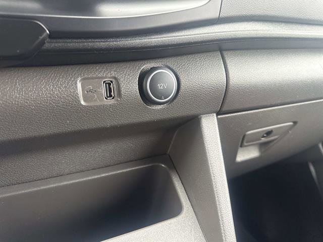Used 2021 Ford Transit 350 XLT image 23