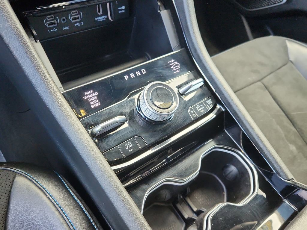 Used 2022 Jeep Grand Cherokee Trailhawk image 24