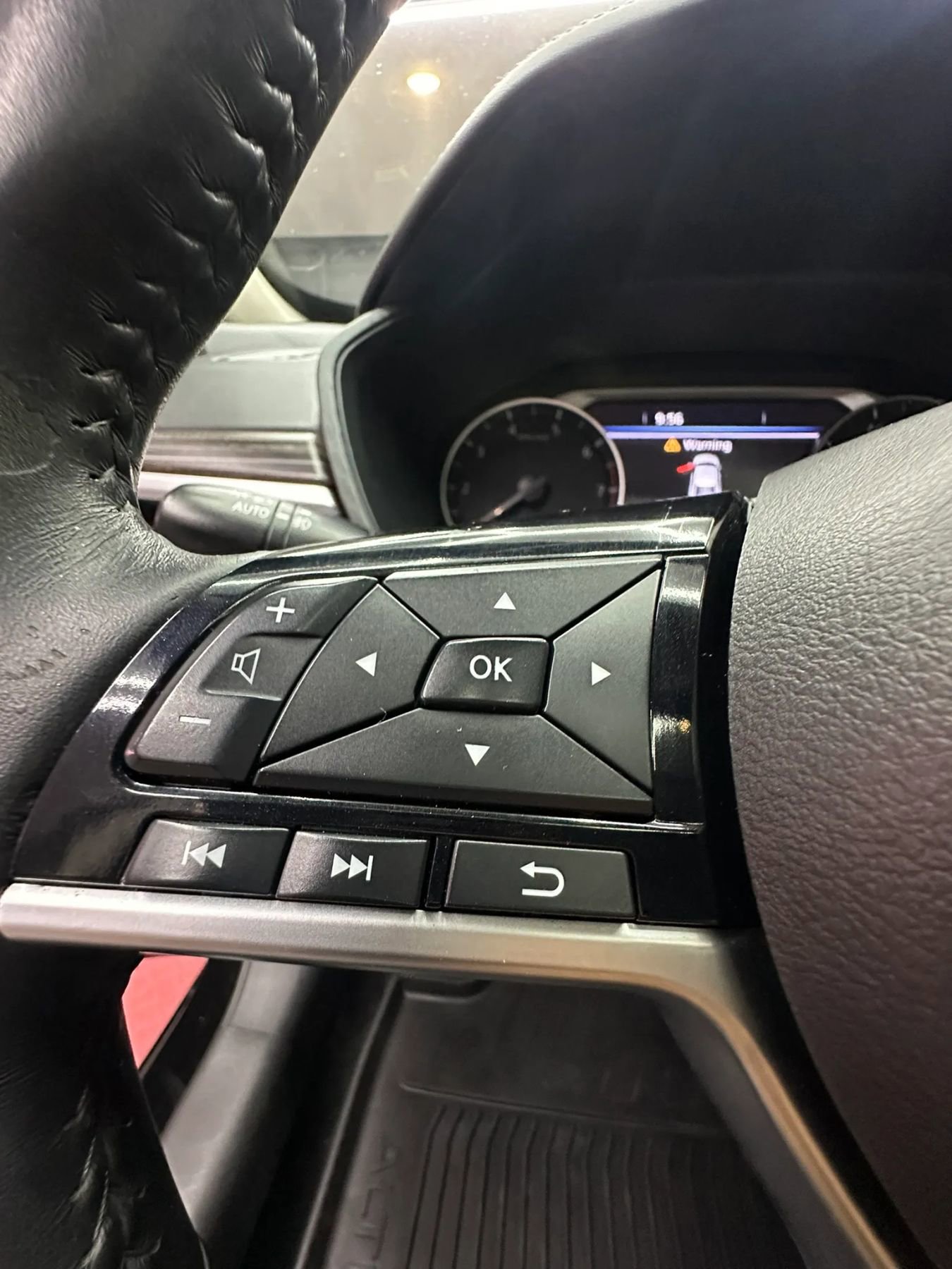 Used 2019 Nissan Altima 2.5 Platinum image 15