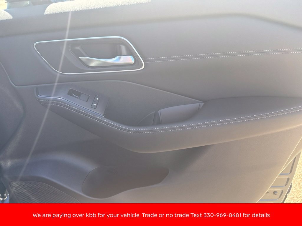 New 2026 Nissan Rogue Platinum AWD/4WD image 35