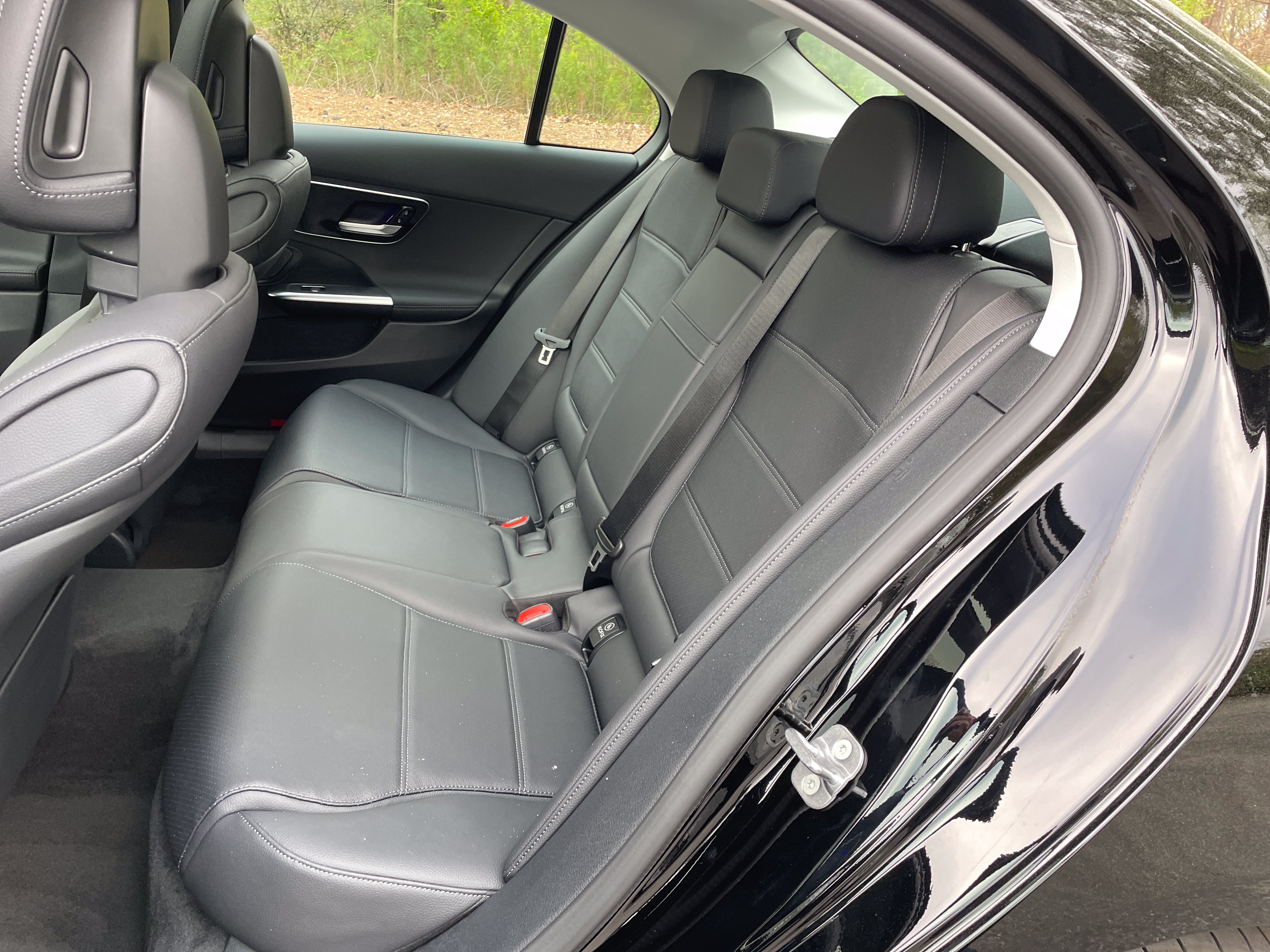 New 2026 Mercedes-Benz C 300 4MATIC Sedan image 36