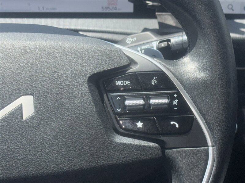 Used 2022 Kia EV6 Wind RWD image 27