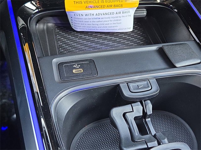 New 2026 Mercedes-Benz GLB 250 4MATIC image 14