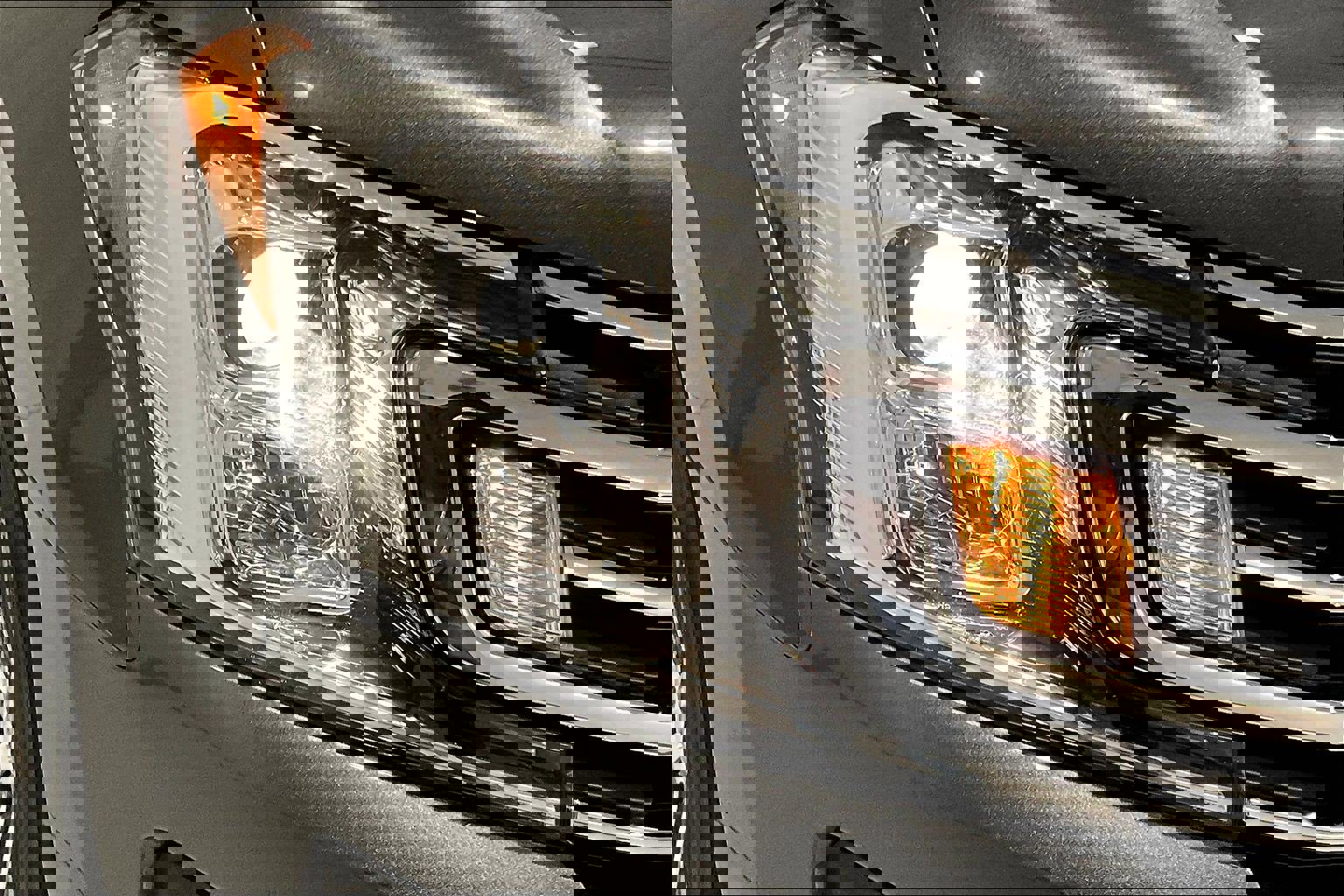 Used 2021 Ford Expedition XLT image 32