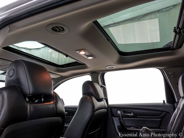 Used 2015 Chevrolet Traverse LT image 14