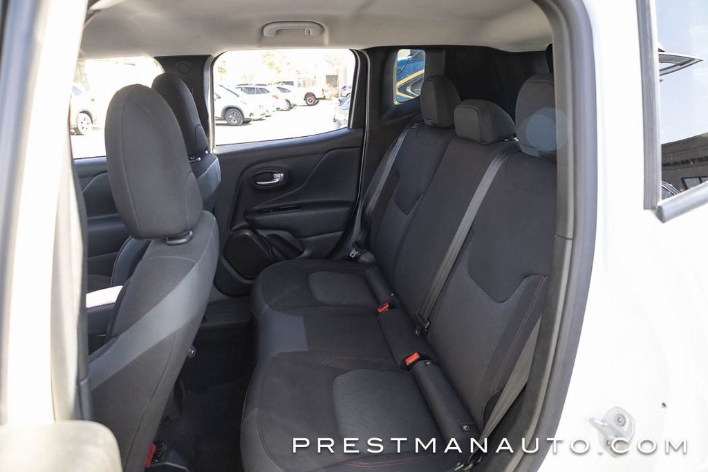 Used 2023 Jeep Renegade Trailhawk image 33