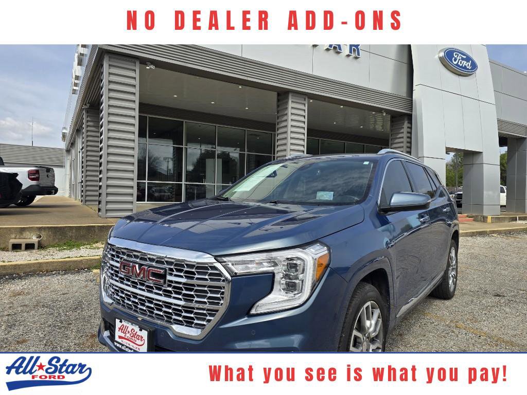 Used 2024 GMC Terrain Denali image 1