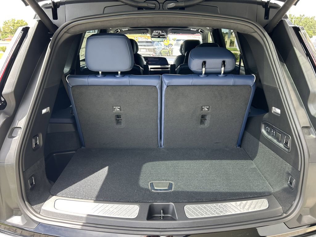 New 2026 Cadillac Vistiq Premium Luxury image 10