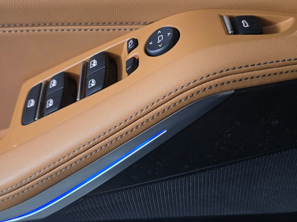 Used 2023 BMW X5 xDrive40i w/ Parking Assistance Package image 15