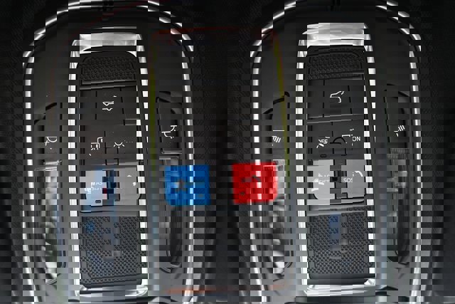 Used 2022 Jeep Grand Cherokee L Laredo image 36