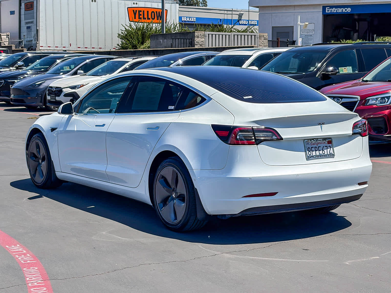 Used 2018 Tesla Model 3 Long Range RWD image 2