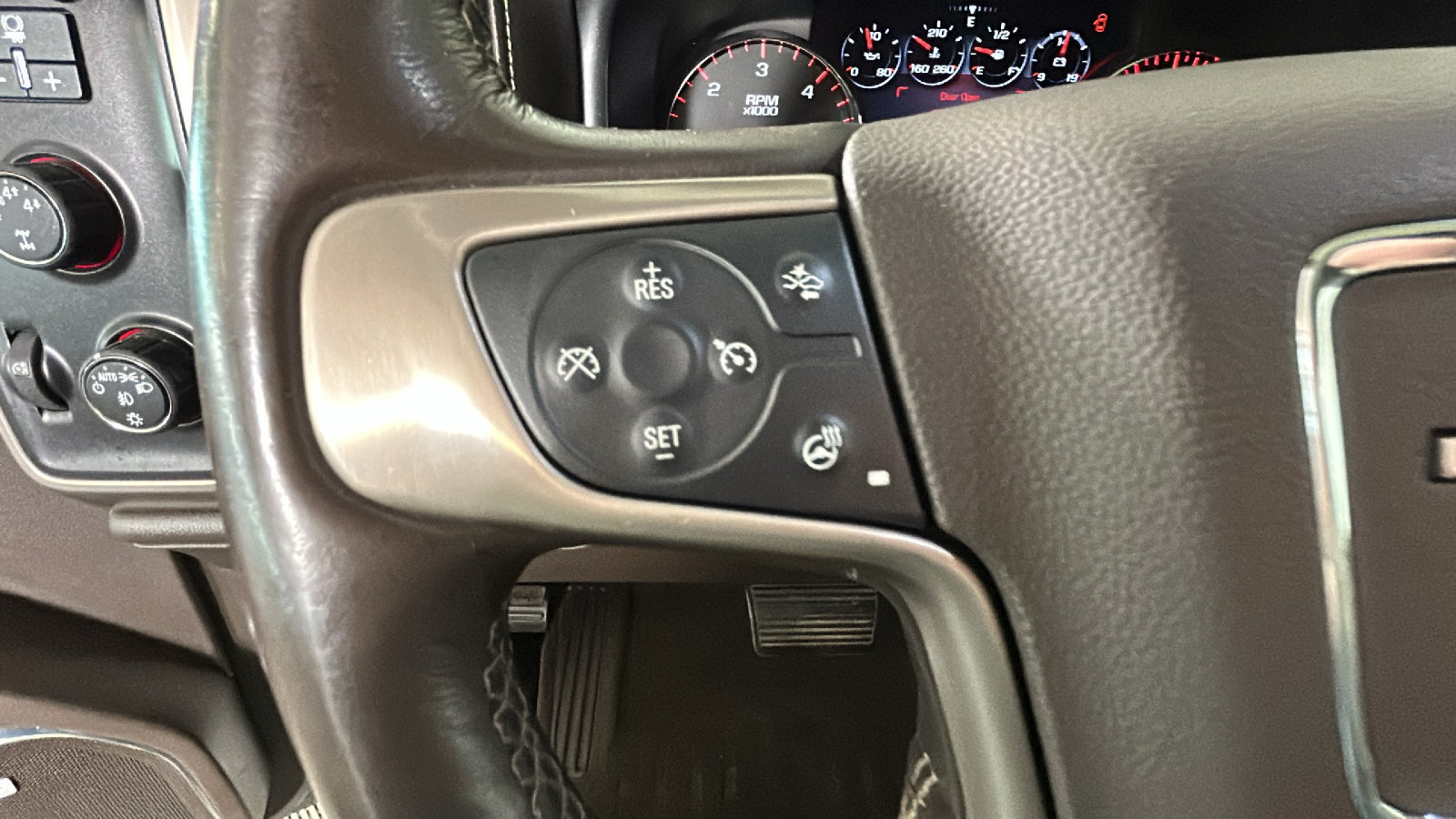 Used 2014 GMC Sierra 1500 Denali AWD/4WD image 16