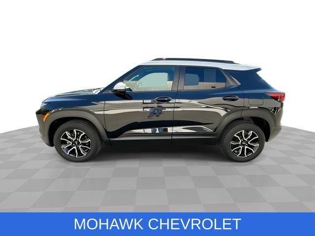 Used 2024 Chevrolet TrailBlazer ACTIV w/ Convenience Package AWD/4WD image 5
