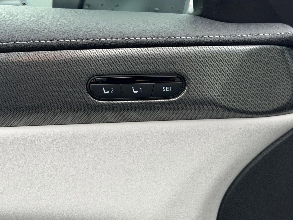 New 2026 INFINITI QX60 Luxe w/ Cargo Package image 14