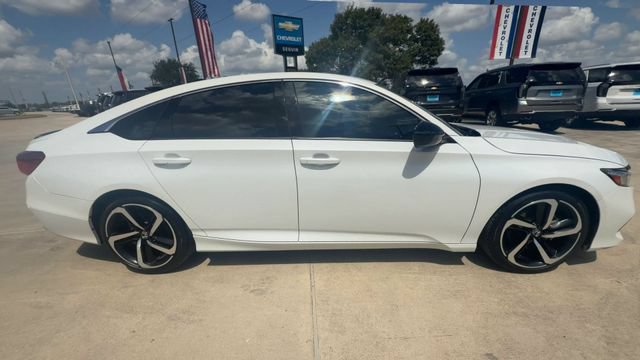 Used 2022 Honda Accord Sport image 9