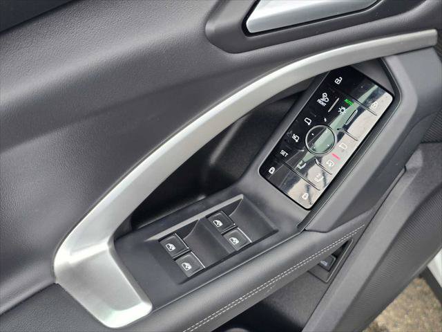 Certified 2025 Audi Q5 Premium w/ Premium Plus AWD/4WD image 24