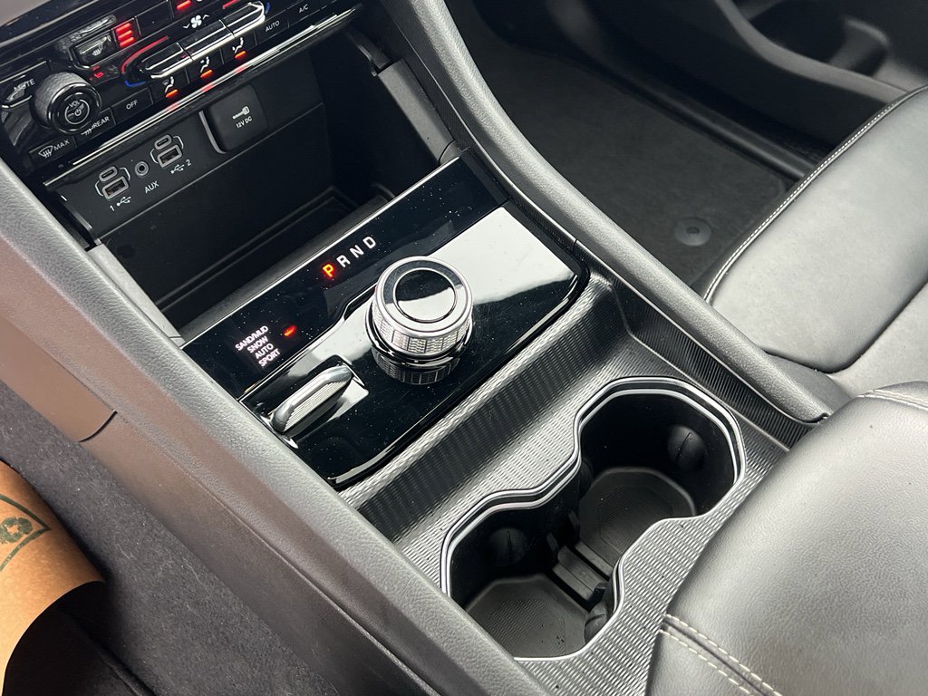 Used 2024 Jeep Grand Cherokee Limited w/ Black Appearance Package image 21