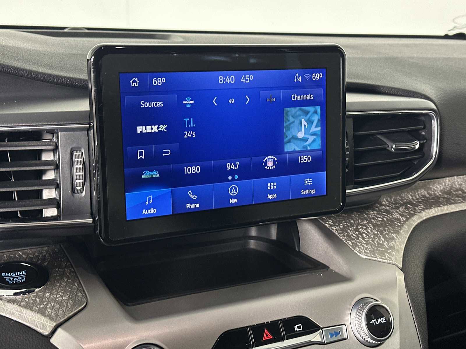 Used 2022 Ford Explorer Timberline image 32