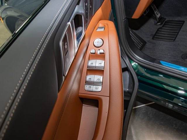 New 2026 BMW ALPINA XB7 AWD/4WD image 12