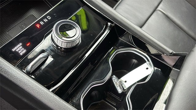 Used 2023 Jeep Grand Cherokee L Limited w/ Luxury Tech Group II image 22