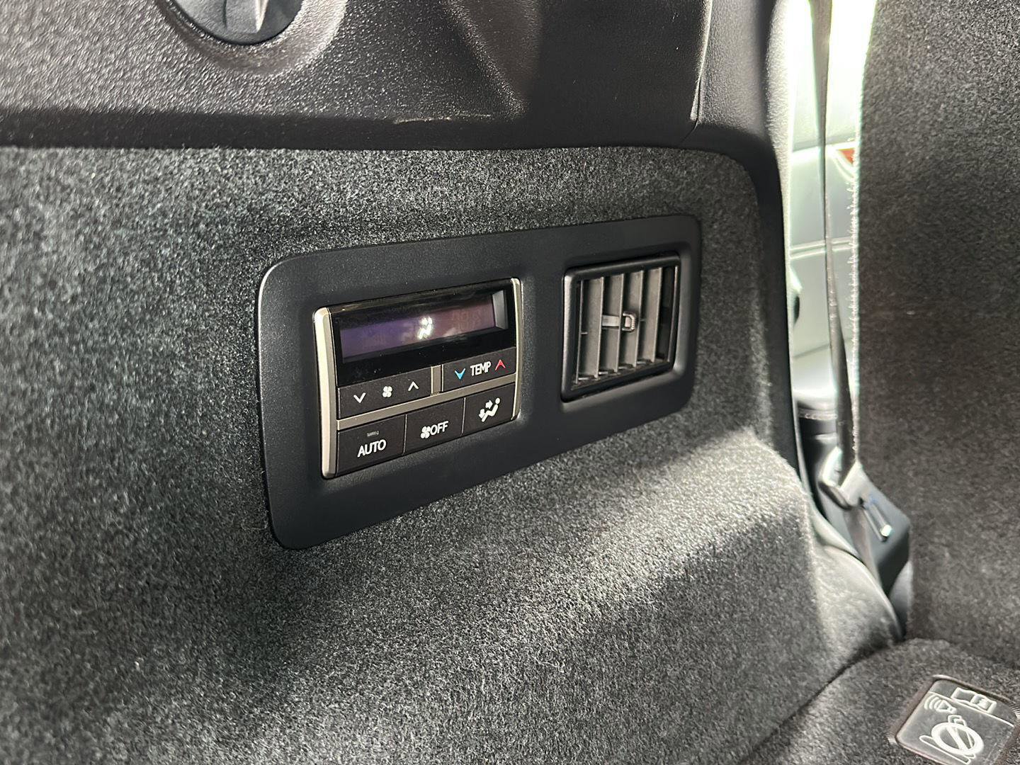 Used 2019 Lexus RX 350L FWD image 17