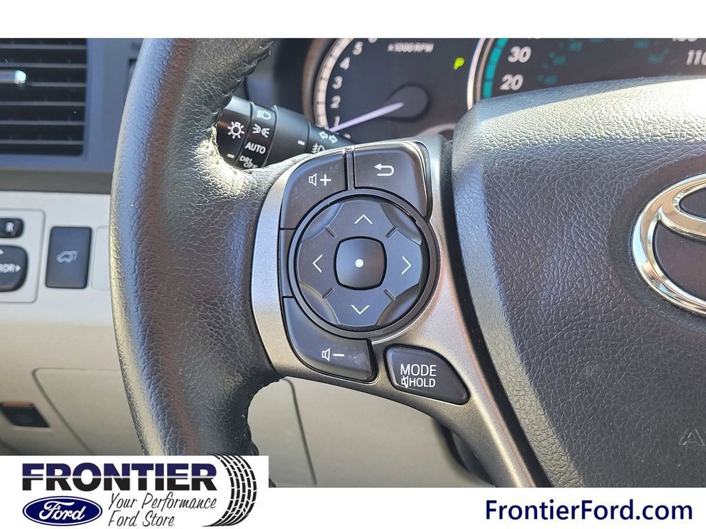 Used 2013 Toyota Venza Limited image 19