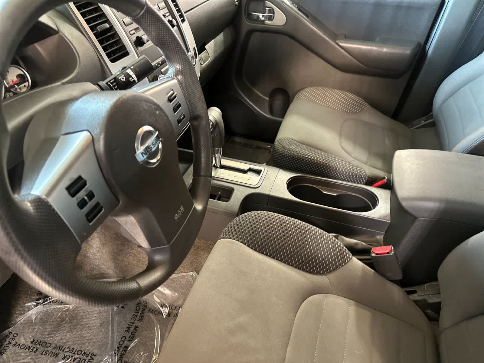 Used 2012 Nissan Frontier SV RWD image 12