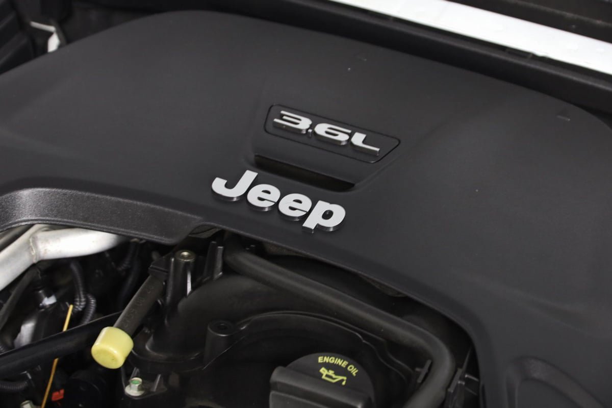 Used 2020 Jeep Gladiator Rubicon w/ Dual Top Group image 21