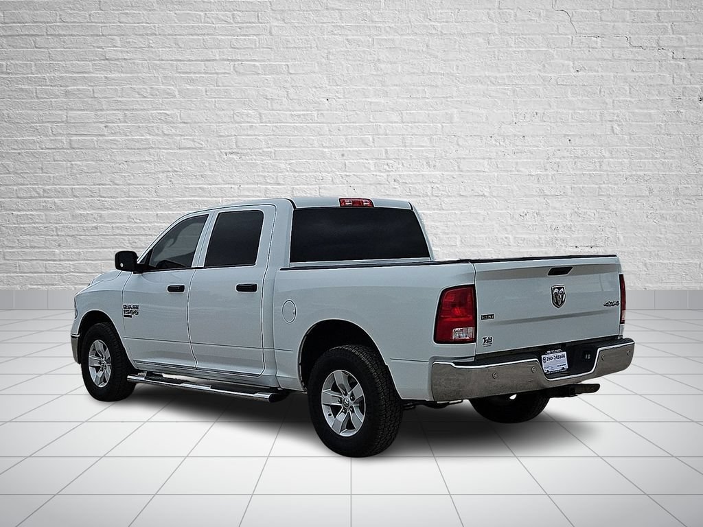 Used 2022 RAM 1500 Classic SLT w/ Electronics Group AWD/4WD image 3