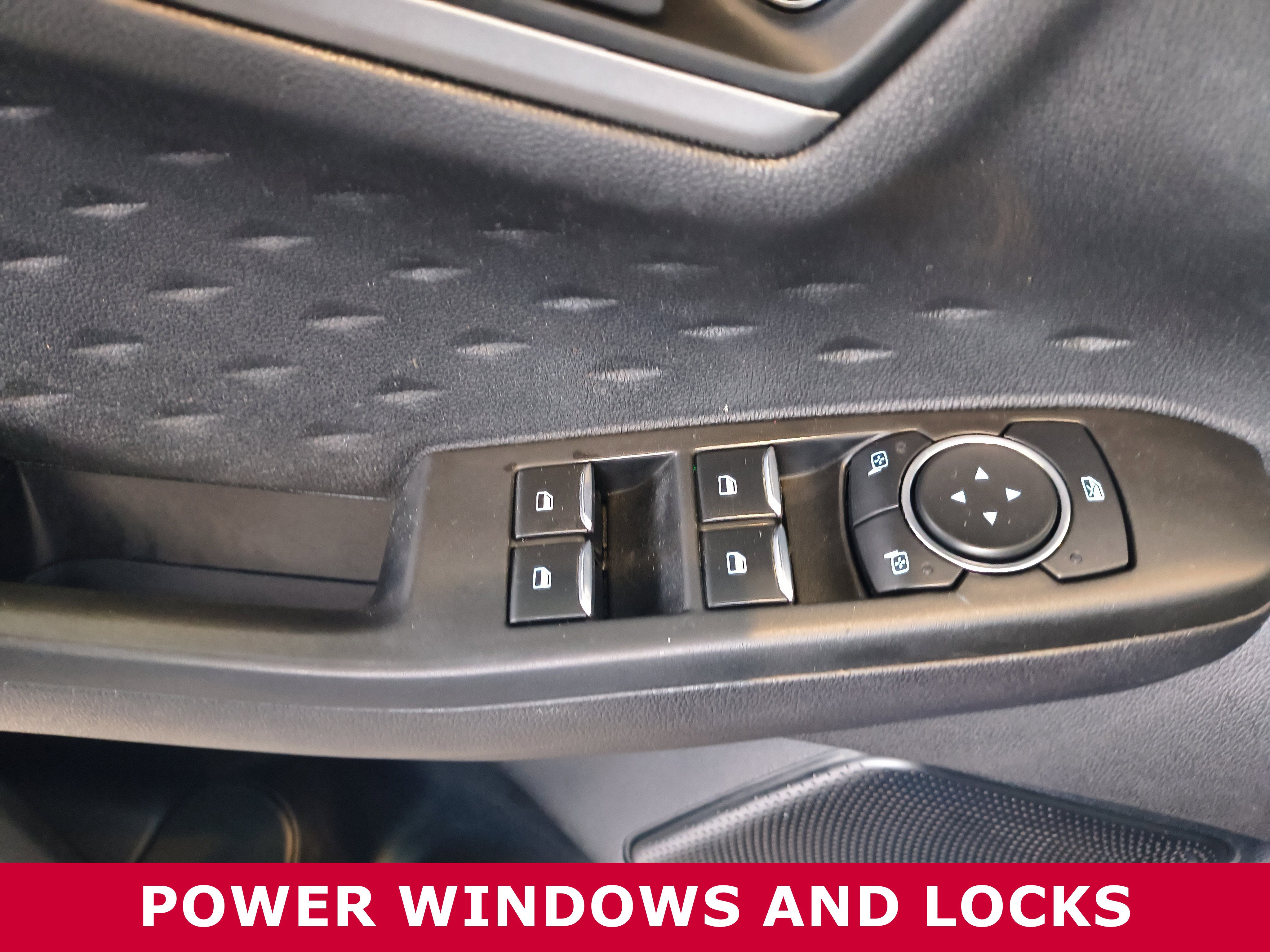 Used 2020 Ford Escape S image 12