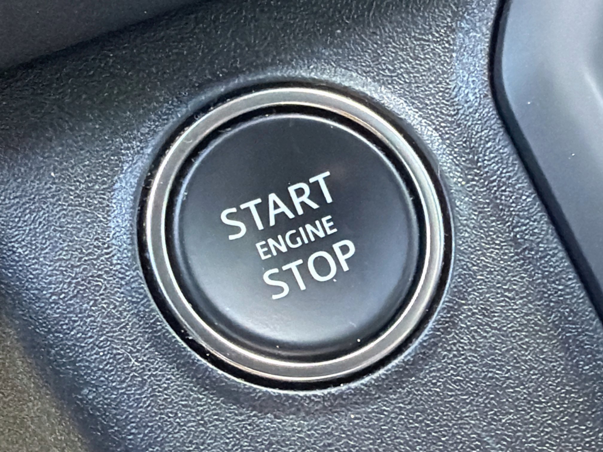 Used 2025 Land Rover Defender 130 X AWD/4WD image 38