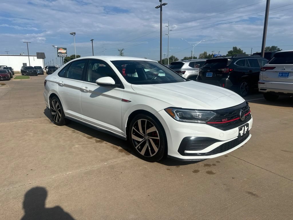 Used 2021 Volkswagen Jetta GLI FWD image 3