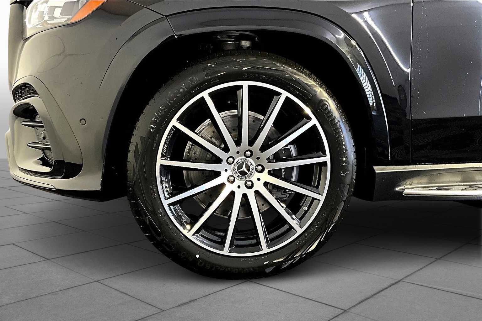 New 2026 Mercedes-Benz GLS 450 4MATIC image 17