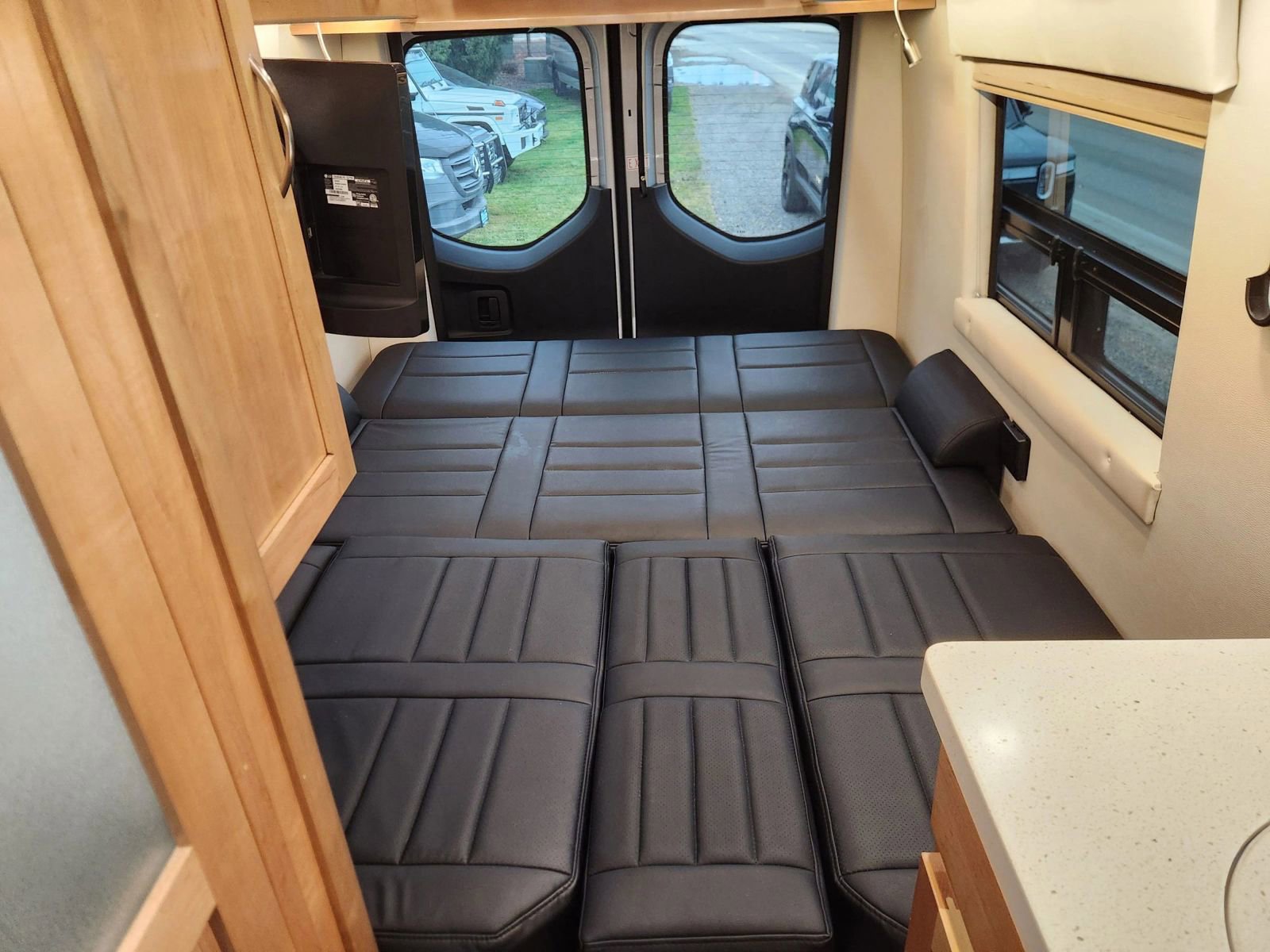 Used 2021 Mercedes-Benz Sprinter 3500 image 23