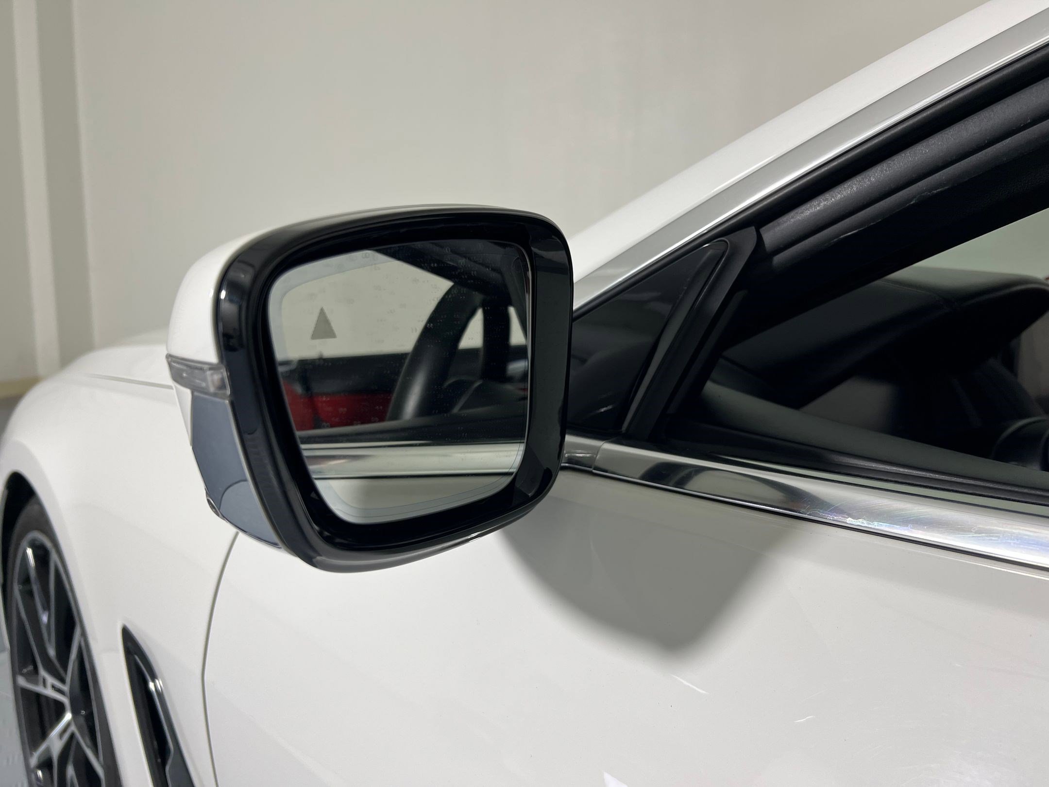 Used 2021 BMW M850i xDrive Convertible w/ Driving Assistance Package image 24