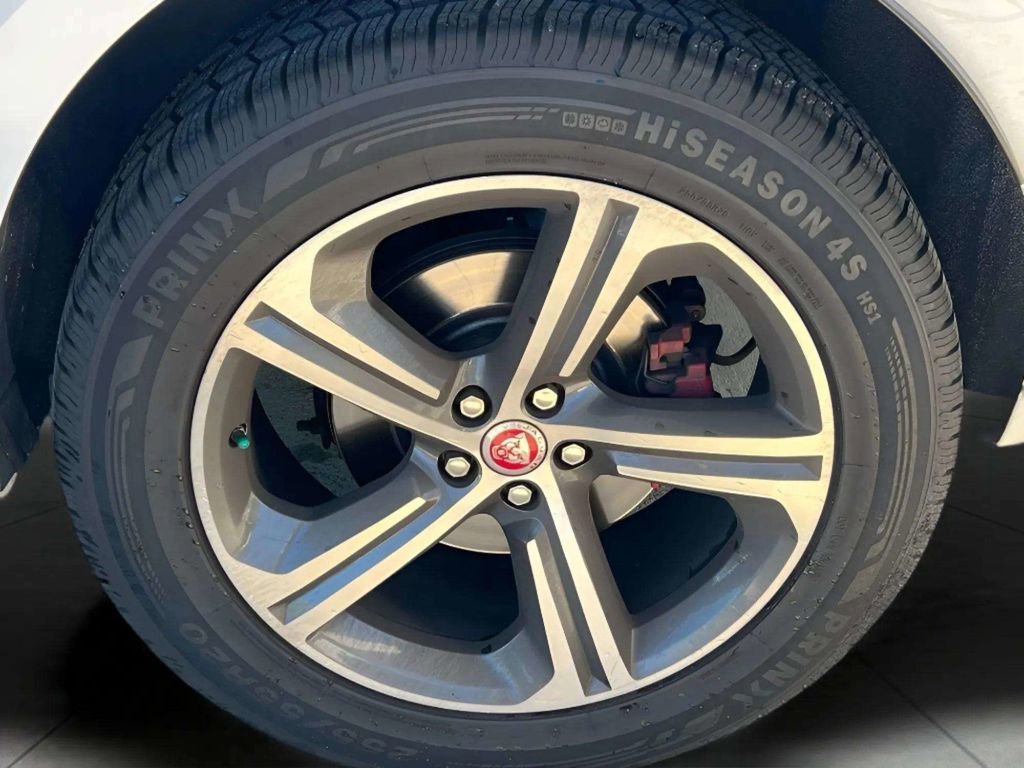 Used 2020 Jaguar F-PACE S image 22