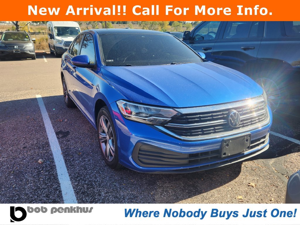 Used 2023 Volkswagen Jetta SE