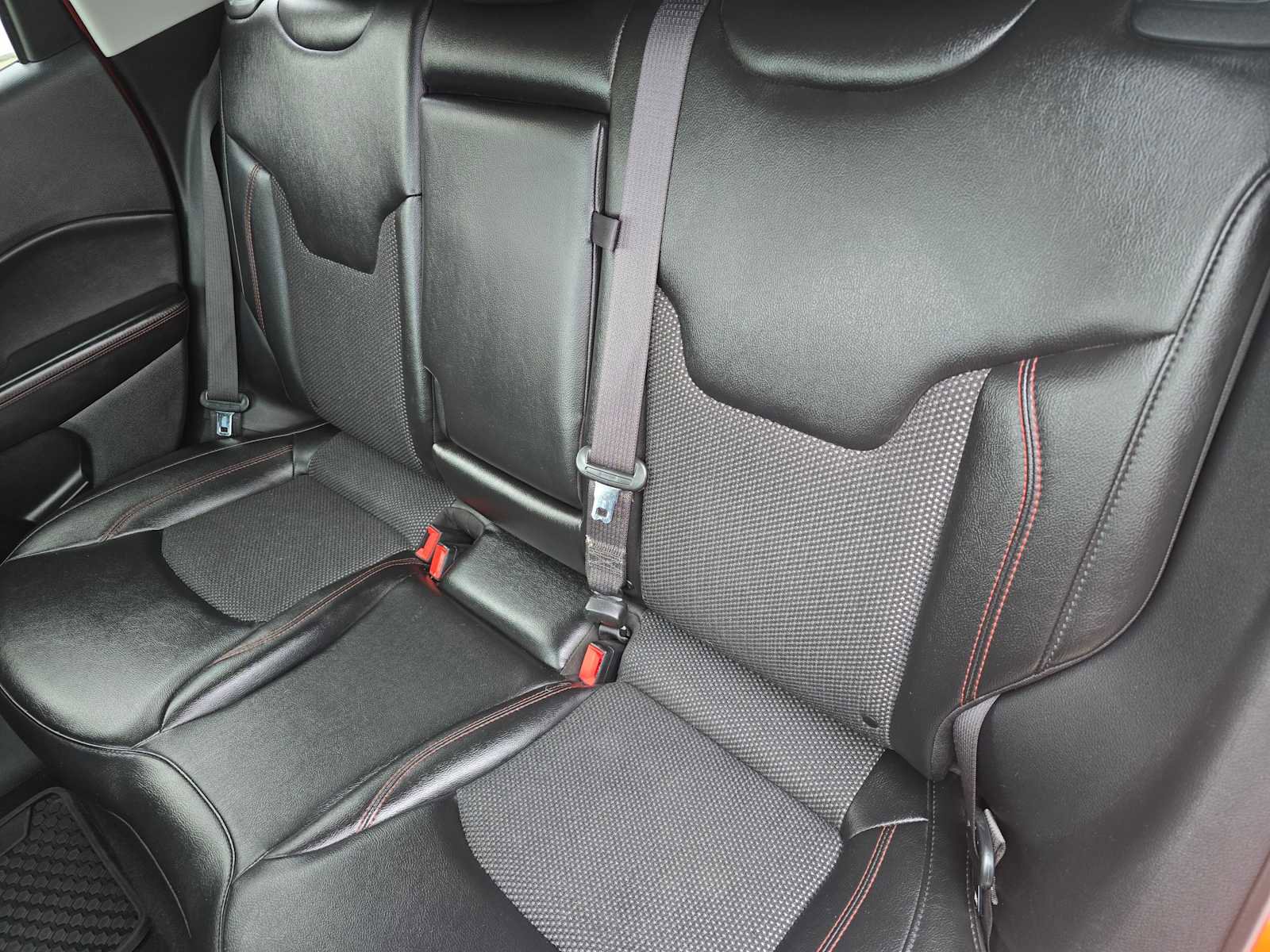 Used 2021 Jeep Compass Trailhawk image 17