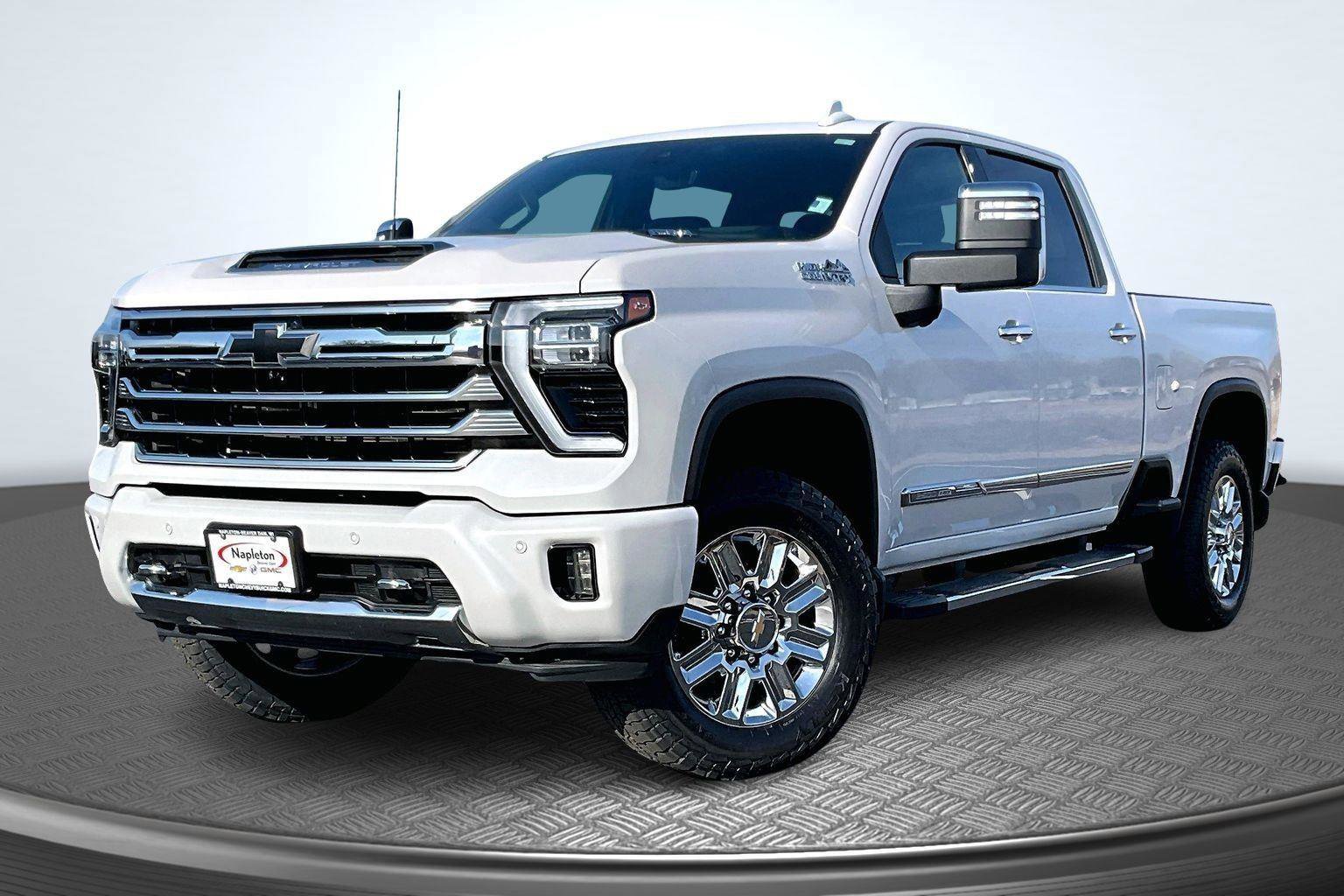 Used 2024 Chevrolet Silverado 2500 High Country w/ Technology Package image 1